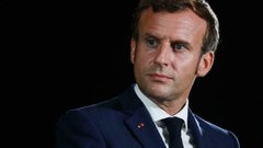 Макрон призвал страны не торопиться с переговорами с Россией