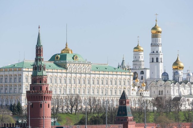 Москва продолжает вводить коронавирусные ограничения