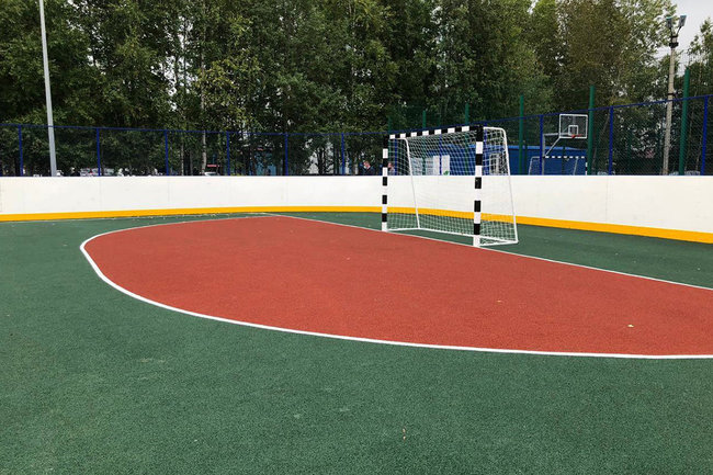 В Нижневартовске появится спортплощадка для игры в хоккей и панна-футбол