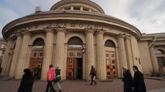 Ограничения для пассажиров на станции «Площадь Восстания»