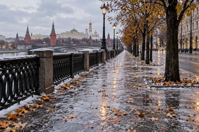 Гололедица в Москве. Тематическая иллюстрация.