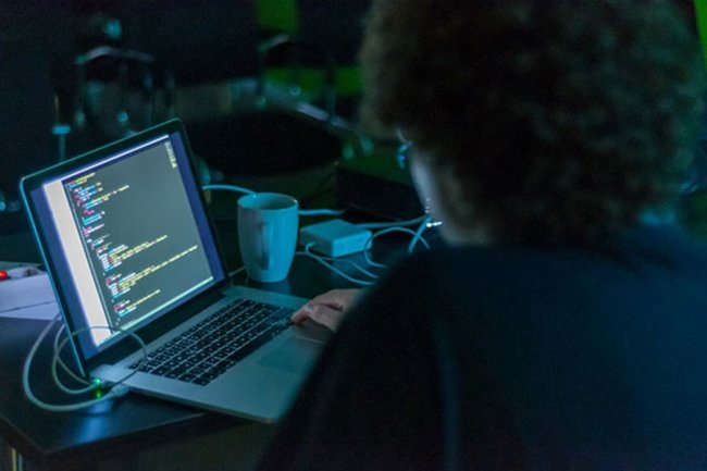 хакер / компьютер