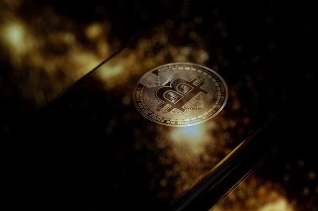 Биткойн достиг отметки в $71 тысячу впервые с июня