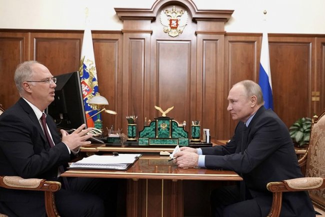 Владимир Путин и Кирилл Дмитриев