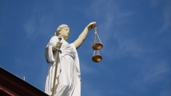 ВС разъяснил детали признания сделок с недвижимостью недействительными