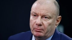 Владимир Потанин обратился в суд с иском к своей бывшей жене