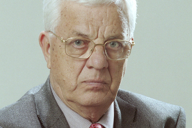 Раймонд Паулс