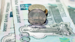 Финансист объяснил, почему не стоит ждать стабилизации рубля до конца года