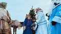 Дед Мороз и Снегурочка устроили праздник для маленьких тундровиков в Тазовском районе