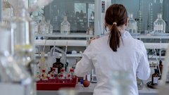 В России производство медицинского этанола уменьшилось почти в 20 раз