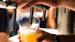 В Ленобласти запретили продавать пиво на разлив по ночам