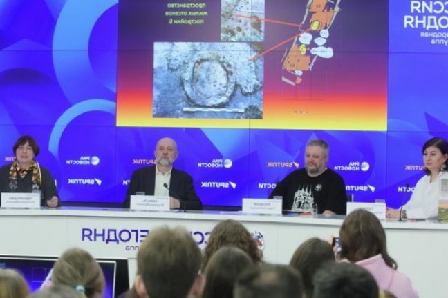 Круглый стол о результатах раскопок в Ростиславле Рязанском - РИА Новости, 1920, 14.04.2026