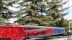 Мужчина открыл стрельбу по прохожим рядом с остановкой в Колпино