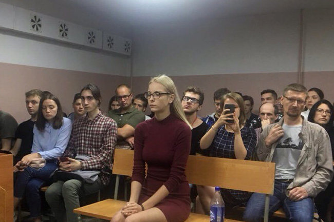 Барнаульская весна: дело «экстремистки» Марии Мотузной вернули в прокуратуру