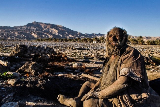 63 года без душа: в Иране умер самый грязный человек в мире