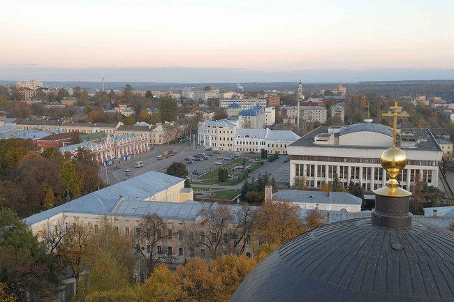 В школах и больницах Калужской области дали тепло