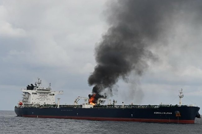 Иранское судно возможно оказывает помощь хуситам в нападениях на суда в Аденском заливе