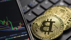 Цена биткоина упала ниже 62 тысяч долларов