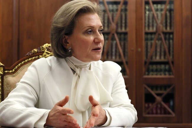 Анна Попова