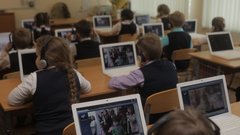 Минпросвещения: 12% детей мигрантов в России не знают русского языка