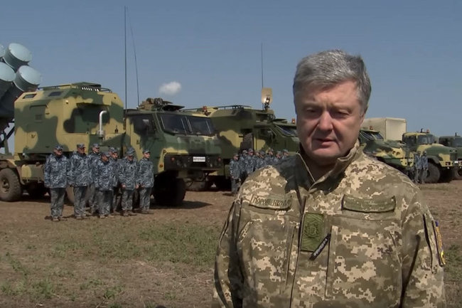 Порошенко пообещал усилить ВМС Украины «Нептунами»