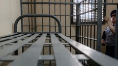 Путин подписал закон о немедленном освобождении тяжелобольных заключенных