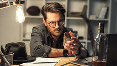 Нарколог рассказал о неэффективных методах прекращения употребления алкоголя