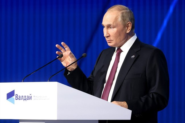 Путин сообщил о тайном обсуждении переноса столицы