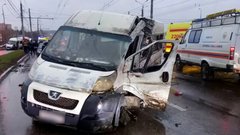 В Туле в ДТП с маршрутным такси и трамваем погибли четыре человека