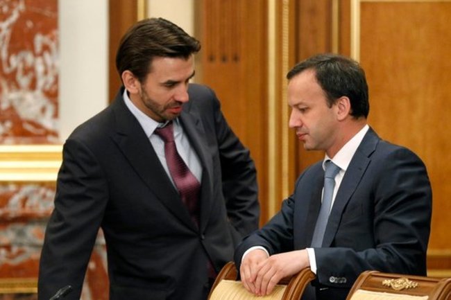 Бывший министр Михаил Абызов (слева) проживает в СИЗО «Лефортово». Какие планы у Аркадия Дворковича?