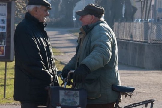 «Останавливать и проверять будут прямо на улице»: пенсионеров старше 60 лет ожидают неприятные перемены