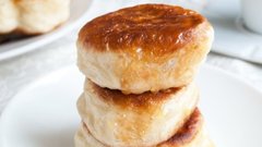 Молочные оладьи с дрожжами: секреты их легкости и нежности
