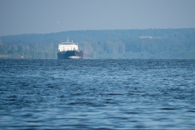 сухогруз / судно