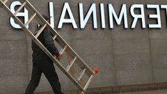 Путин одобрил приватизацию аэропорта Шереметьево