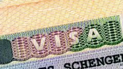 Еврокомиссия: россиянам будут предоставлять однократные шенгенские визы, как и прежде