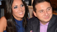 Певица Алсу подала на развод с мужем Абрамовым после 18 лет брака