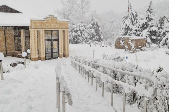 Новогодний туризм / выходные / зима