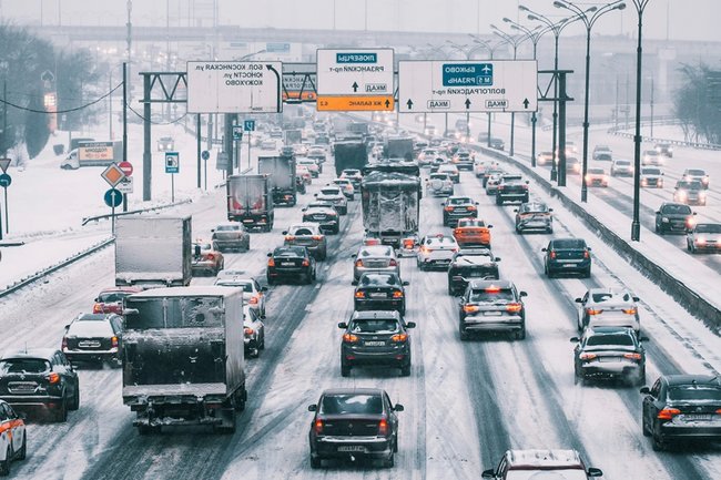 Являются ли пробки оправданной причиной для опоздания? Мнение юриста