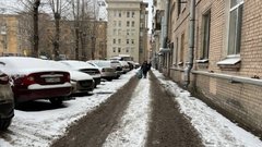 РБК: Госдума признала начисление долгов за уборку снега в платежках неправомерным