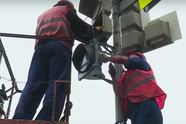 На дорогах Тюменской области светофоры наделят искусственным интеллектом