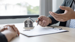 В России объем ипотечного кредитования сократился более чем на 20%