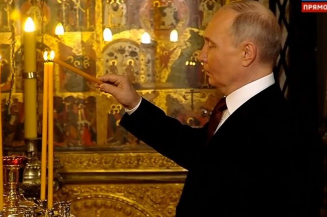 Символический меч от РПЦ: патриарх Кирилл пожелал Путину «дерзновения»