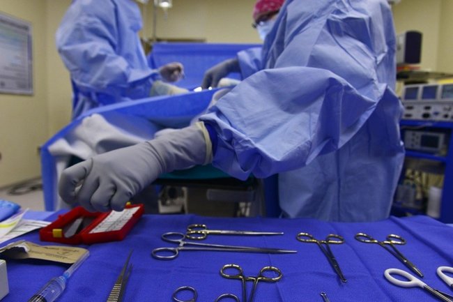 операция хирург хирургия хирургические инструменты