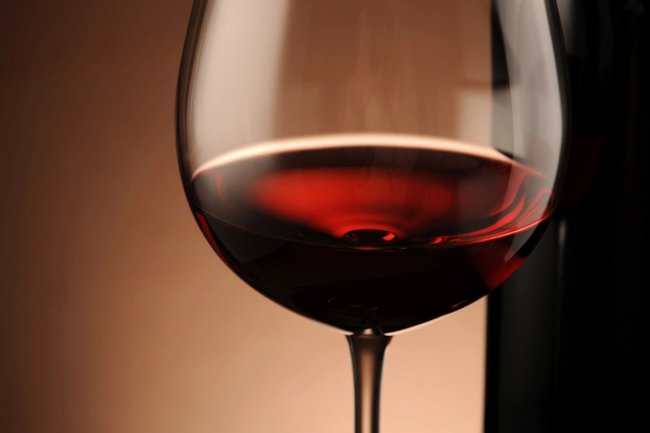 В 2025 году Франция значительно увеличила экспорт вина в Российскую Федерацию