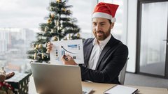 Работающие в офисе поделились сроками планируемого завершения трудовой деятельности