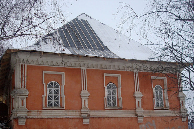 В Кирове восстановили крышу здания Приказной избы