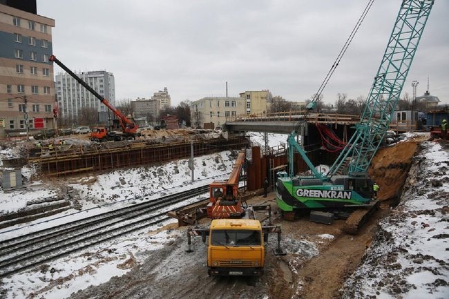 В Воронеже продолжается восстановление путепровода на улице Ленина