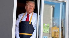 «Я не знаю, как он ещё жив»: министр здравоохранения США рассказал о страсти Трампа к McDonalds