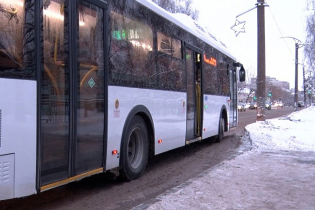 Власти Уфы продлили время работы общественного транспорта