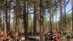 В РПЦ раскритиковали «традиции» выпивать на кладбищах